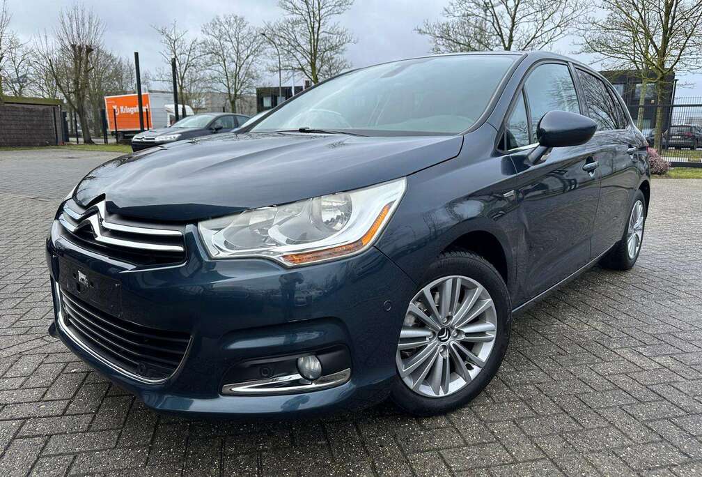 Citroen C4 1.6i VTi Exclusive