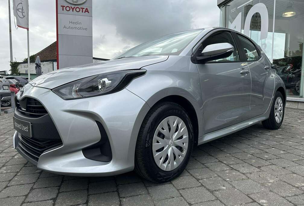 Toyota 1.5 VVT-i Hybrid 85kW Dynamic e-CVT
