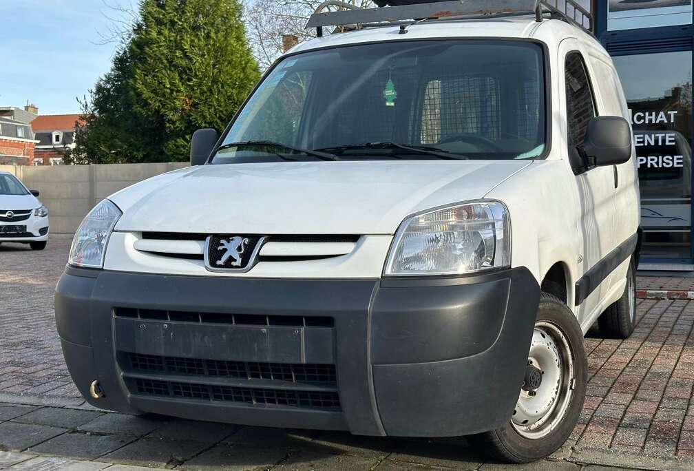 Peugeot UTILITAIRE*1.6 HDi*1ER MAIN*GARANTIE 12 MOIS*CT OK