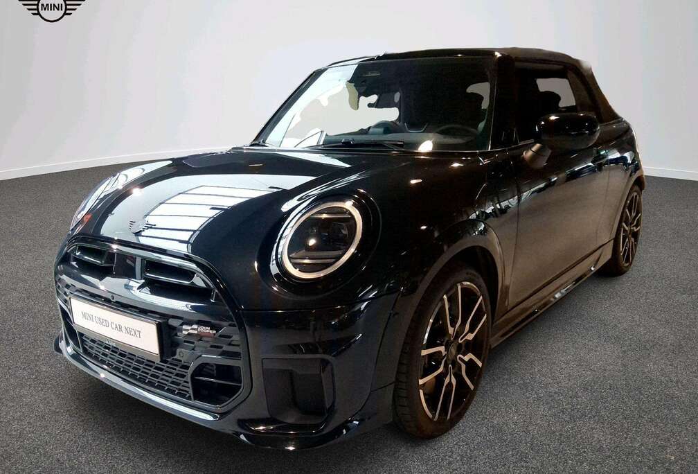 MINI John Cooper Works Trim