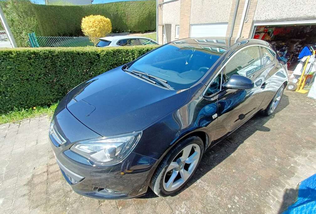 Opel Astra GTC 1.4 Turbo Sport
