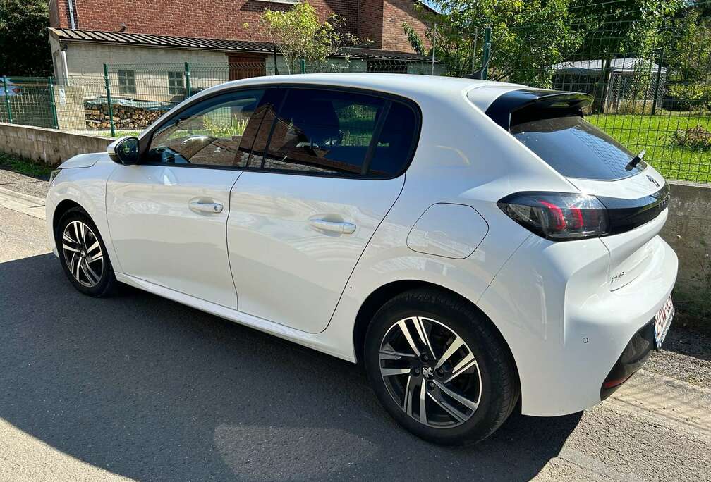 Peugeot 1.2i PureTech Active (EU6.3)