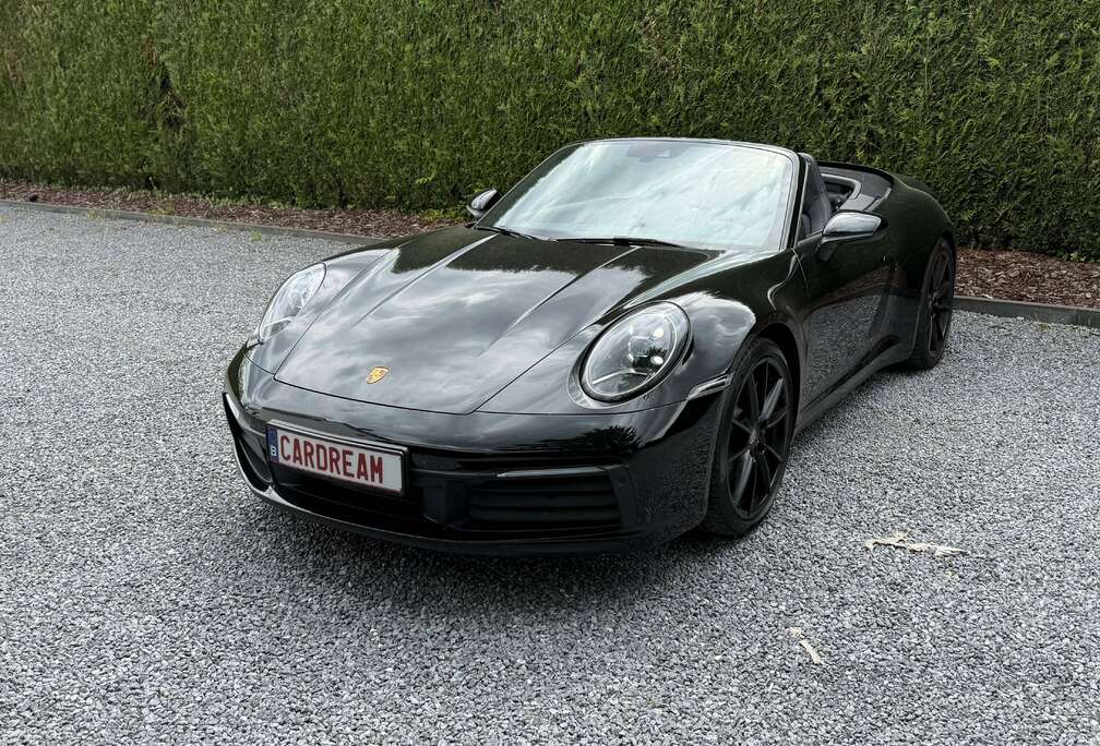 Porsche 911 Carrera 992/Cabrio Full Black