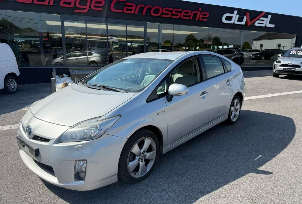 Toyota Prius Hybrid 1.8i VVT-i Sol full options