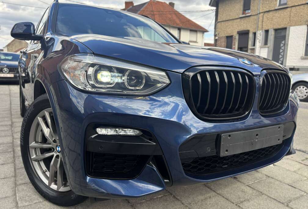BMW 2.0 dA xDrive Pack M/ CARPLAY-PARK ASSIST-CAMERA-XENON/GARANTIE !