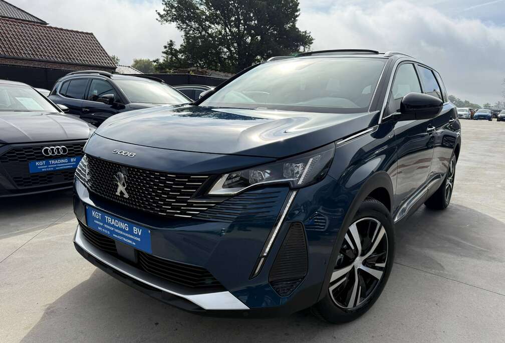 Peugeot 1.2i 130PK GT-LINE 7 ZETELS OPENDAK ZWART LEDER NAVI CAMERA CARPLAY LED ALU