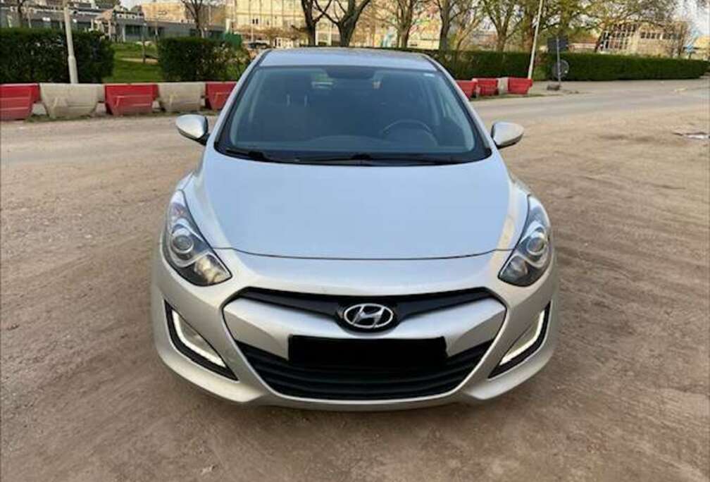Hyundai i30 1.4i Lounge