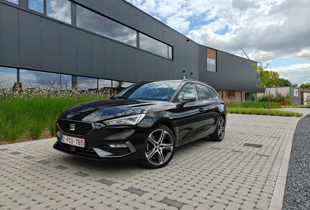 SEAT SEAT Leon ST 2.0 TDI EVO DSG FR | DCC | Pano | Trekhaak | El. Klep | 1e Eig.