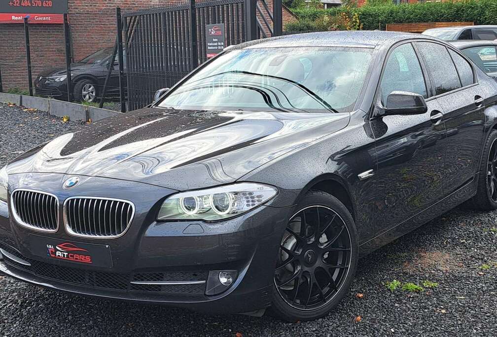 BMW 520d Special Edition AIRCO//GPS//CUIR//GART. 12 M.