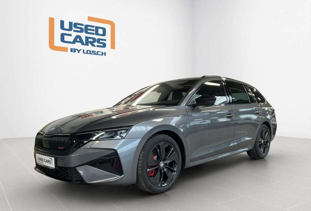 Skoda RS+DSG+LED+NAVI+Design-Sueda