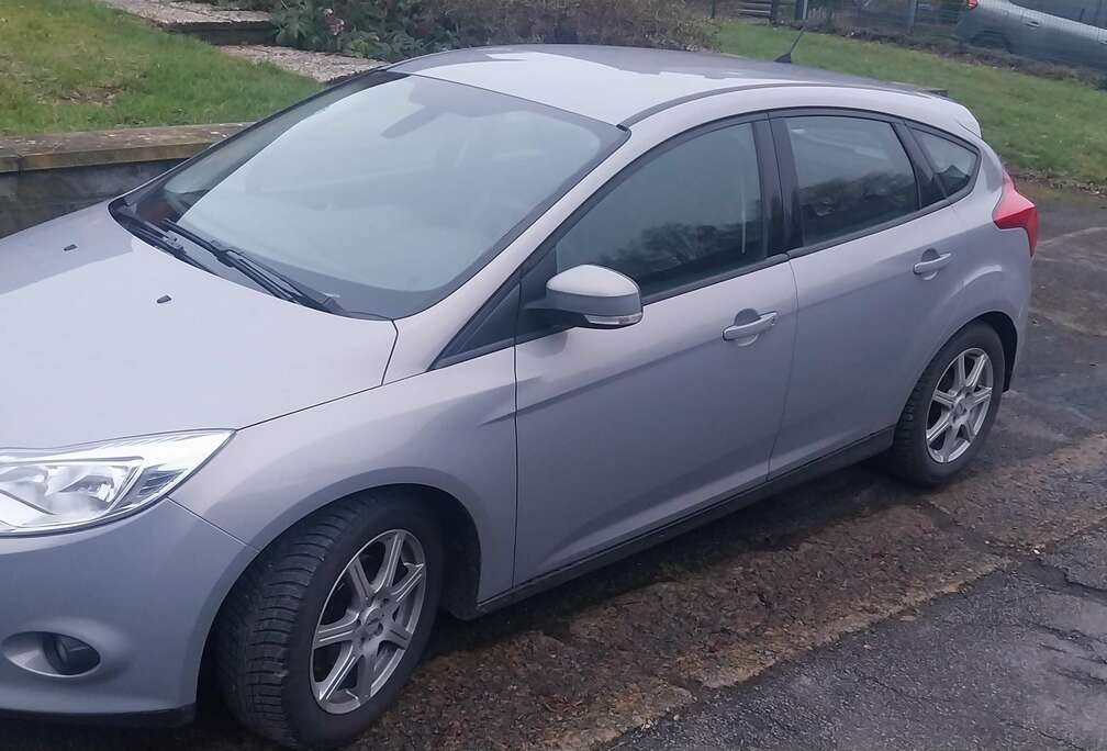 Ford Focus 1.0 EcoBoost ECOnetic Tech. Titanium
