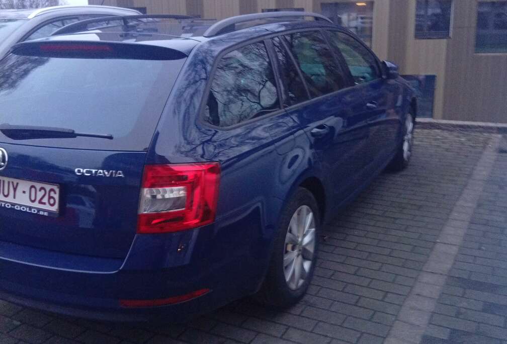 Skoda Octavia SW 1.6 CR TDi Ambition