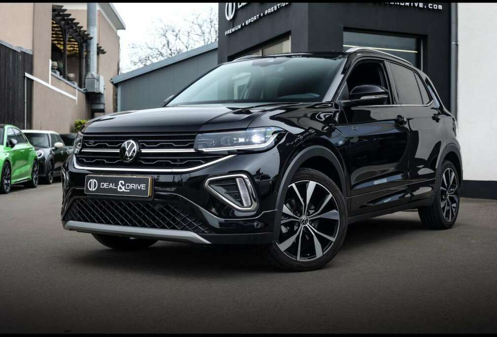 Volkswagen 1.5 TSI 150 DSG R-LINEIQ DRIVEIQ LIGHTKAMACC