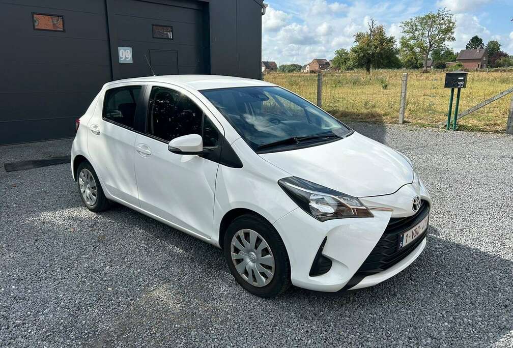 Toyota 1.5 essence AIRCO 10/2018 Euro 6c Bluetooth