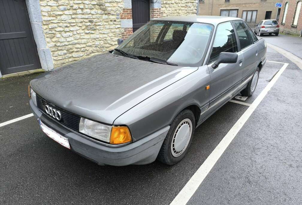 Audi 1.8 S