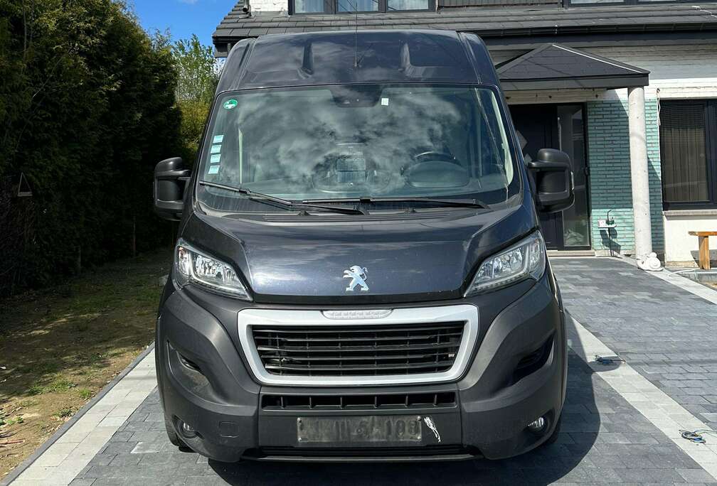 Peugeot 2.2 BlueHDi L2H2 Premium S/S
