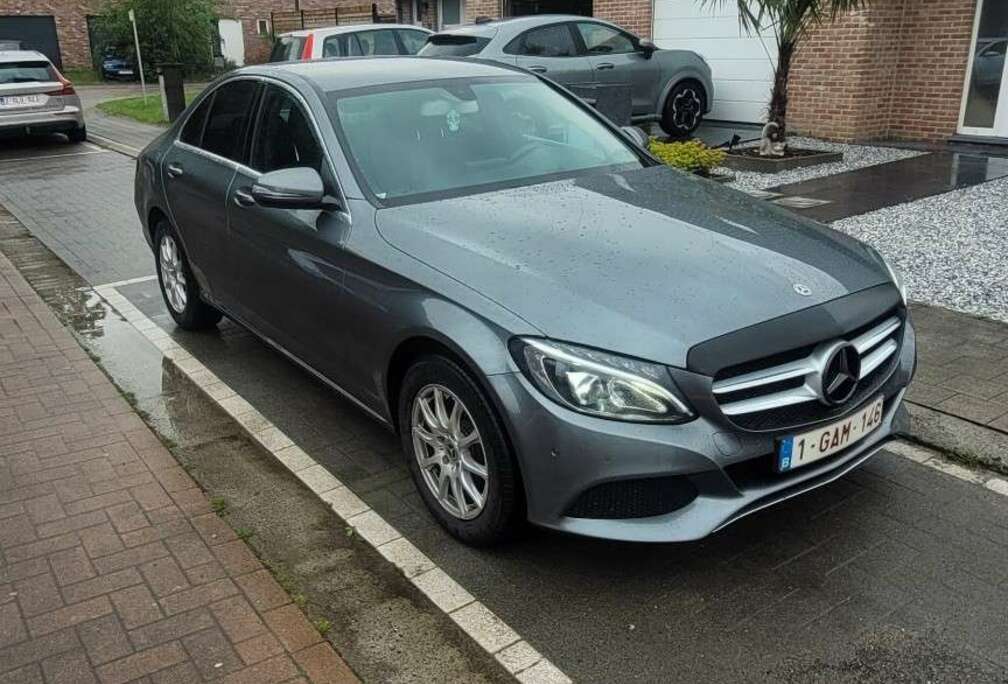 Mercedes-Benz c180  class sedan
