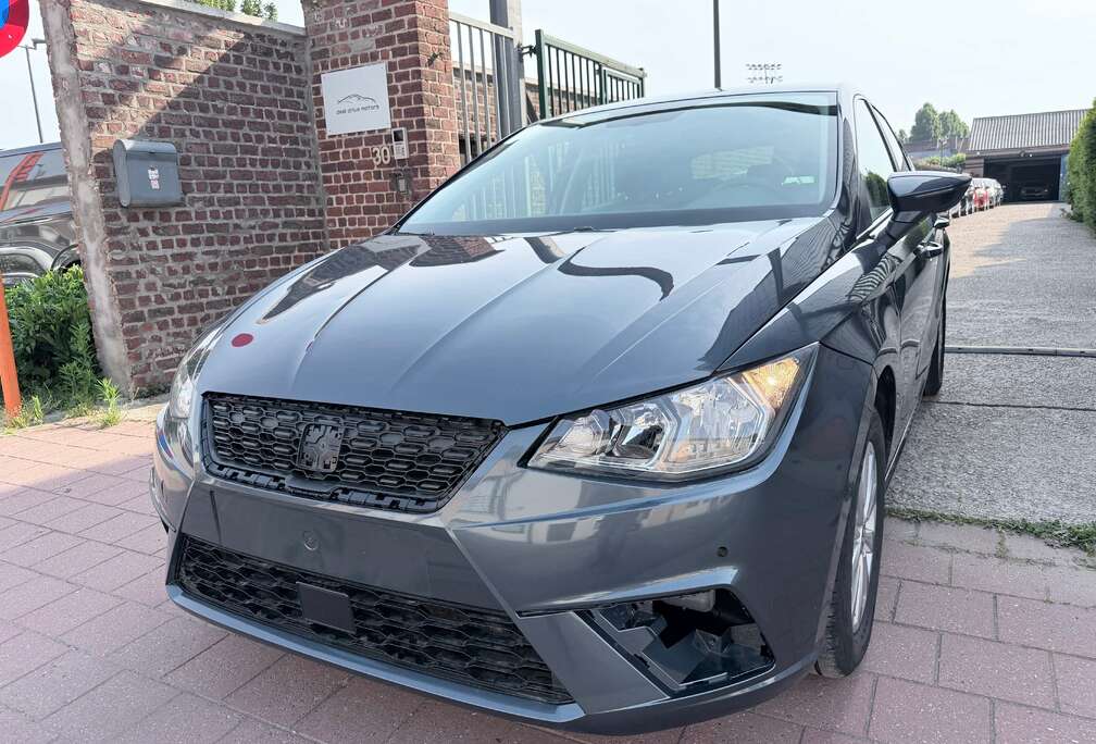 SEAT 1.0 TSI EDITION STYLE   AIRCO  NAVI  CRUISE  CARPLAY