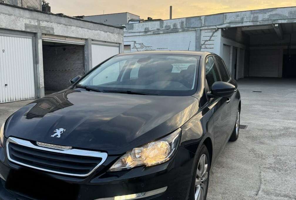 Peugeot 1.2 PureTech Active