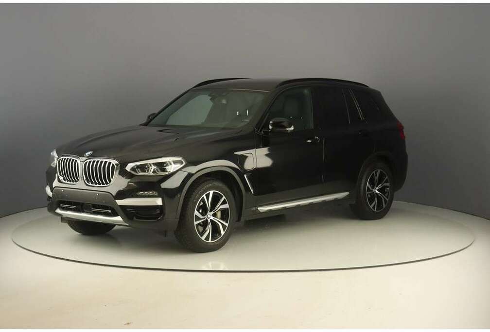 BMW xDrive30e 292pk X-Line Pack Innovation