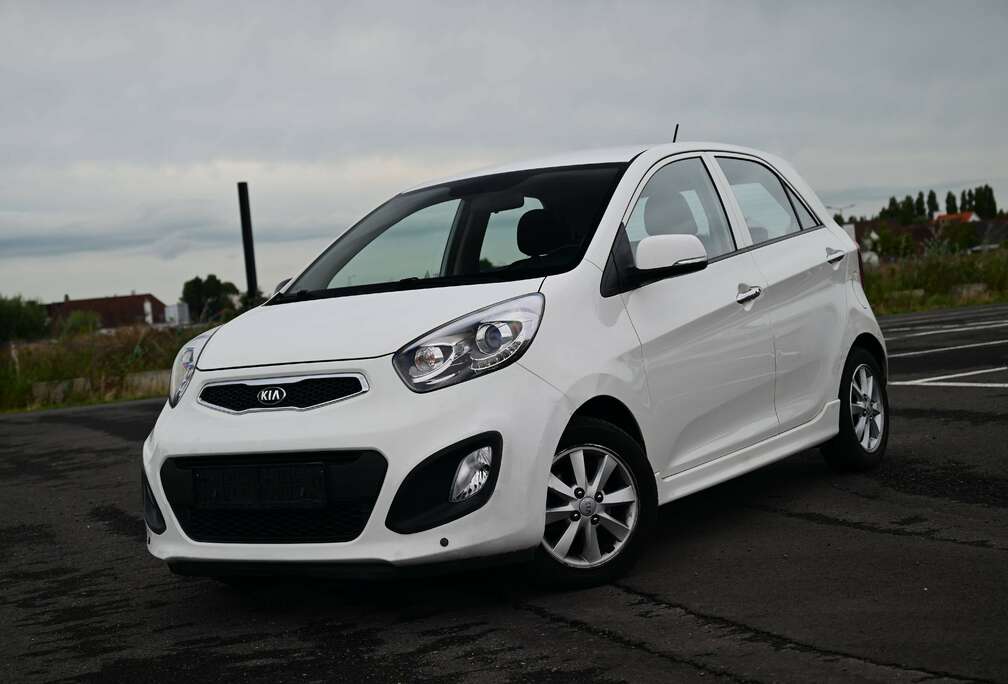 Kia AUT / KEYLESS / AIRCO / PDC /