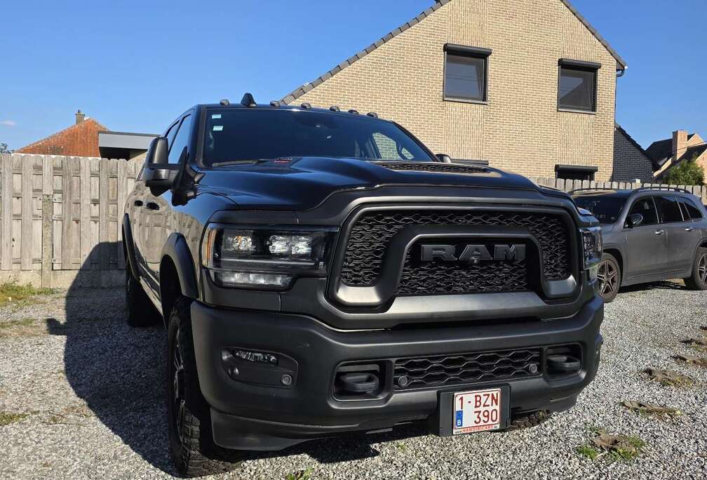 Dodge 2500 Rebel Diamond Black Crystal Pearl