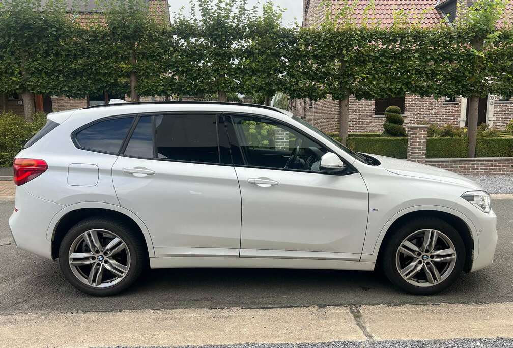 BMW X1 sDrive18i Aut. Sport Line