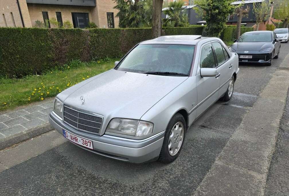 Mercedes-Benz 250d automatic élégance