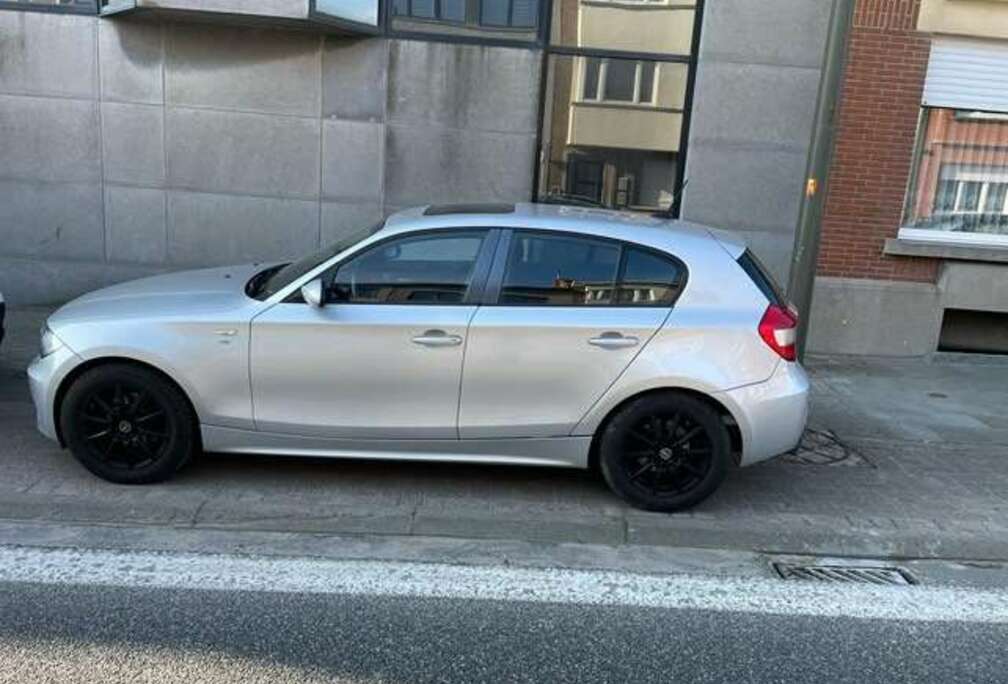 BMW 118 d pack M