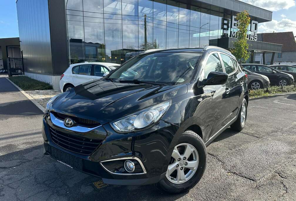 Hyundai ix35 1.6 2WD UEFA EURO 2012 Edition