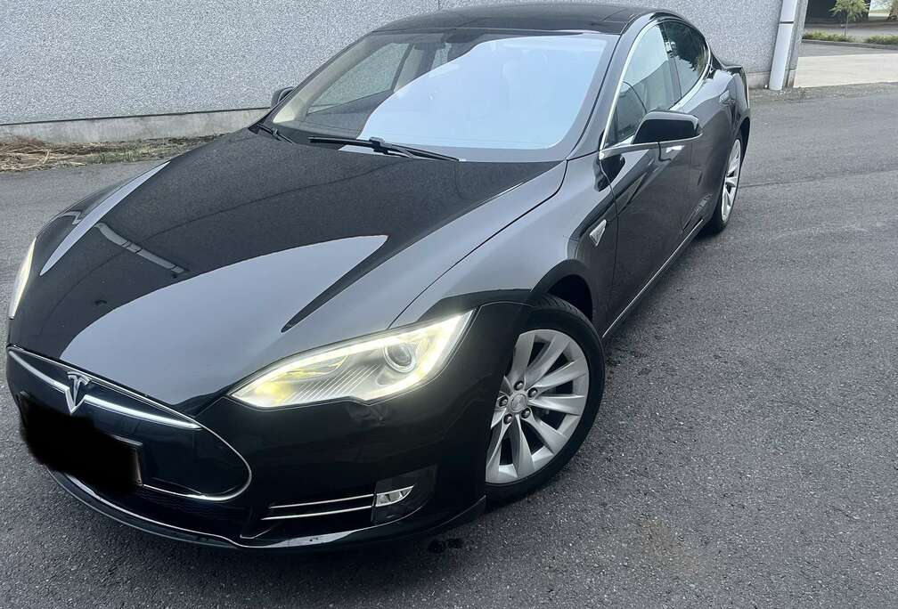 Tesla s60