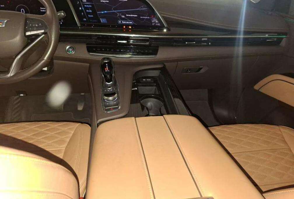 Cadillac 6.2 PREMIUM LUXURY