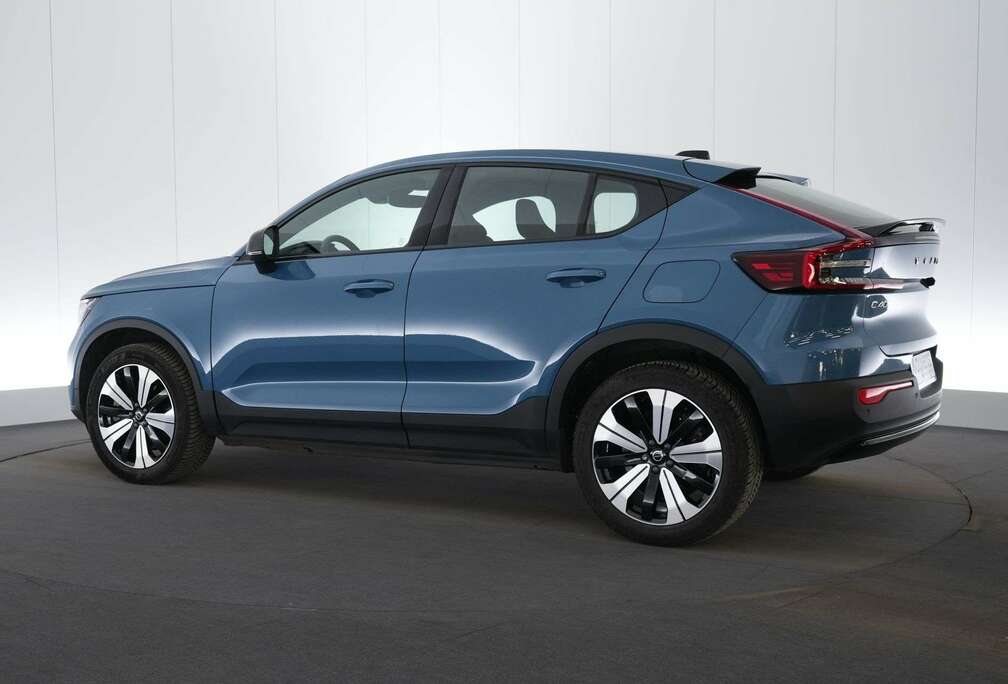 Volvo 69 kWh Recharge Plus LED GPS PDC CAM Pano Keyless