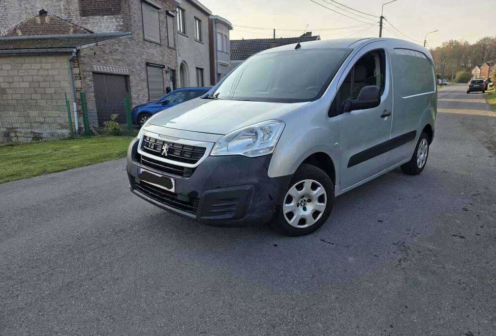 Peugeot 1.6hdi PRTE A IMMATRICULATION