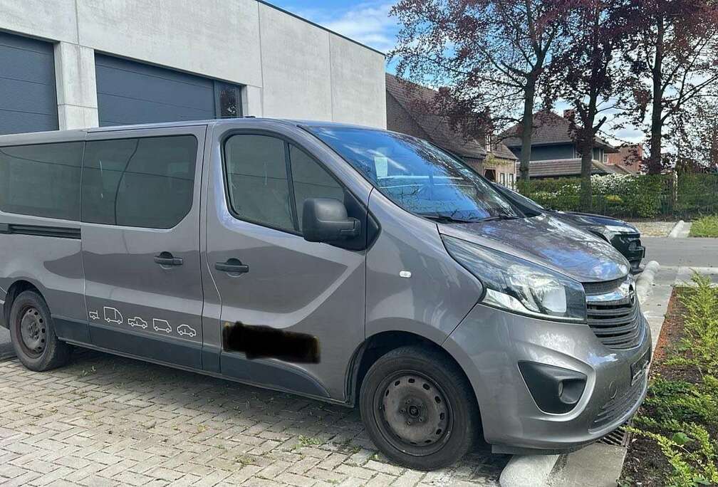 Opel 1.6 Diesel Minibus 9 Places / Climatisation