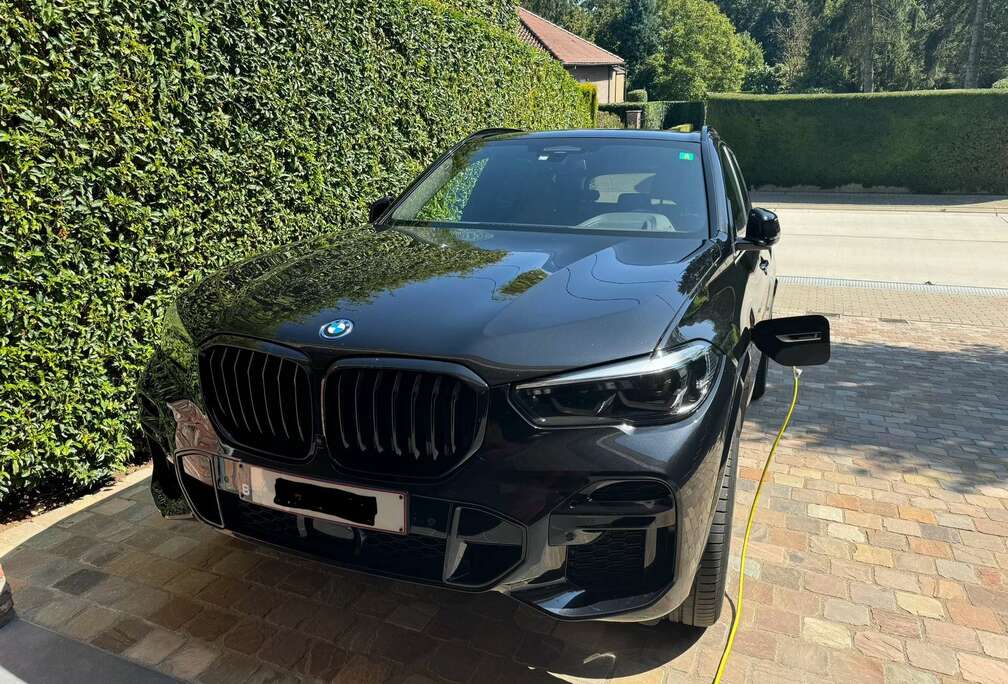 BMW X5 xDrive45e