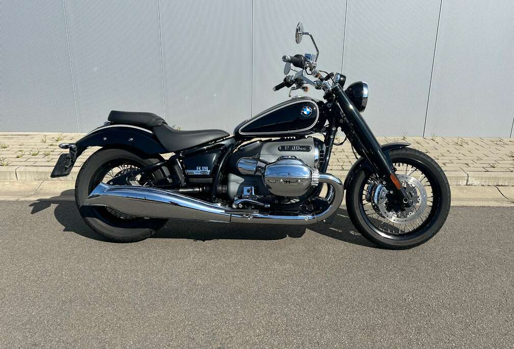 BMW -First Edition  - ( marche arrière ) - TVAC 21%