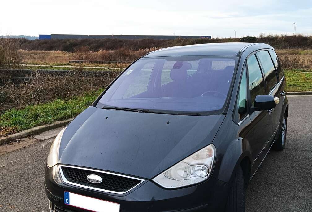 Ford Galaxy 2.0 TDCi Ghia DPF