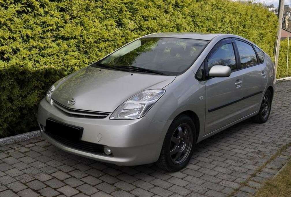 Toyota Prius Hybrid 1.5i VVT-i 16v THS Sol