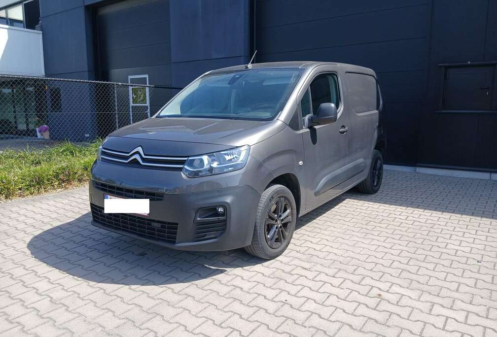 Citroen Berlingo 1.5 BlueHDi M (EU6.4)  Wordt voorzien van nieuwe banden, groot onderhoud en keuring bij overdracht