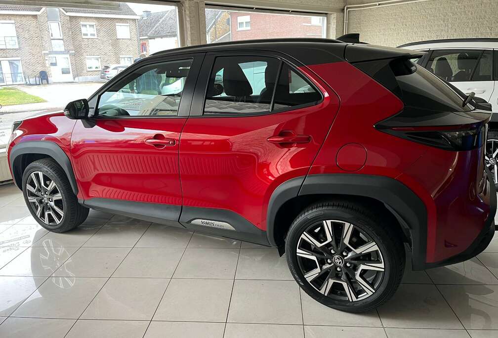 Toyota Yaris Cross Hybrid GR SPORT