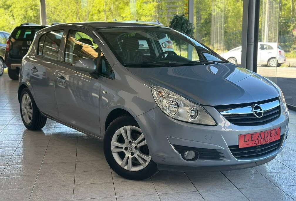 Opel 1.2 ESSENCE 80CV - AIRCO