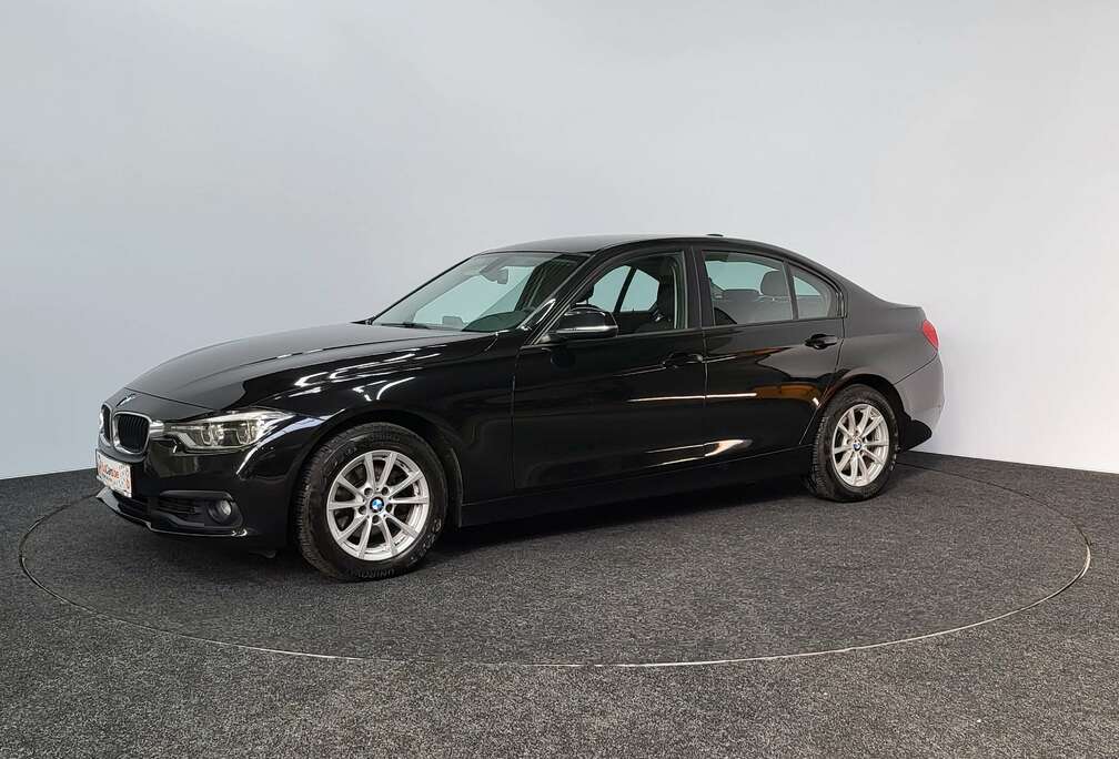 BMW Advantage  Automaat  2016  141.161 km  Led  KeyLess  Navi Buisness  Airco  Cruise  PDC