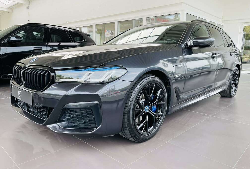 BMW e iA PHEV *** GARANTIE + PACK M + LASER + GPS PRO ***