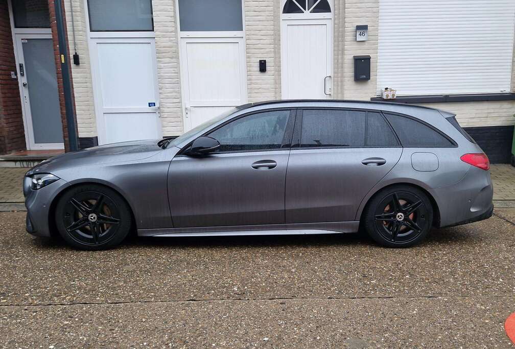 Mercedes-Benz C 300 e T 9G-TRONIC AMG Line