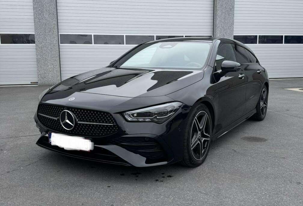 Mercedes-Benz CLA 180 AMG Line