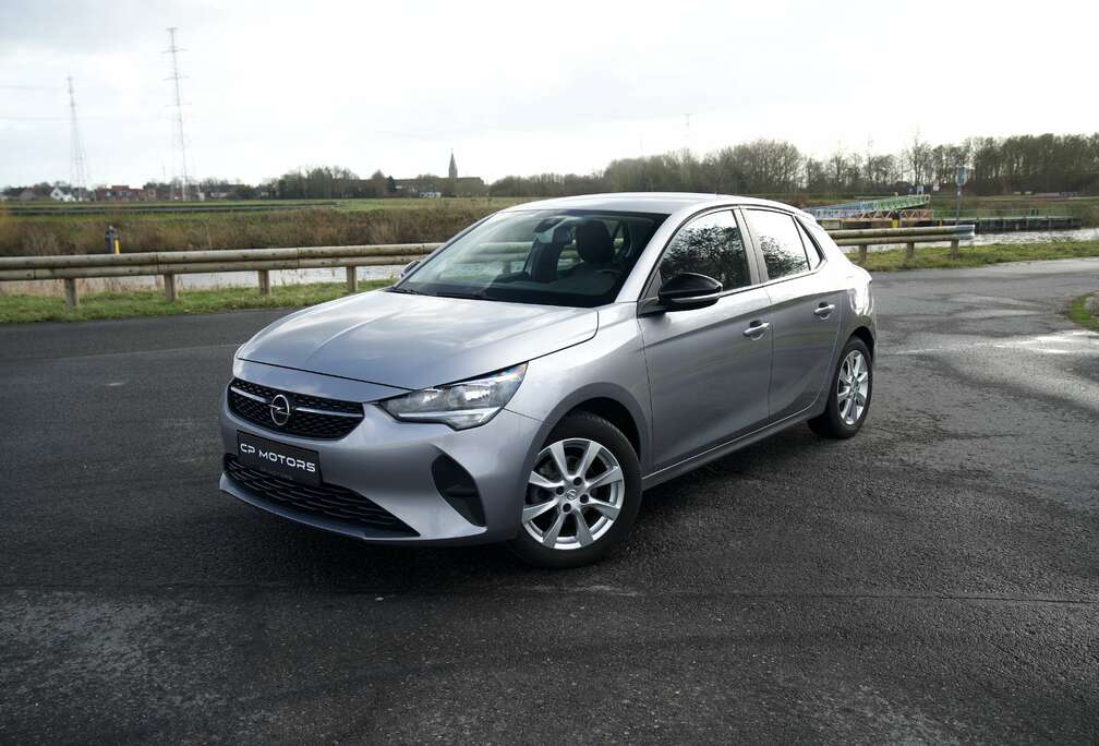 Opel AIRCO  CRUISE  CARPLAY  PDC  MANUEEL  BENZINE