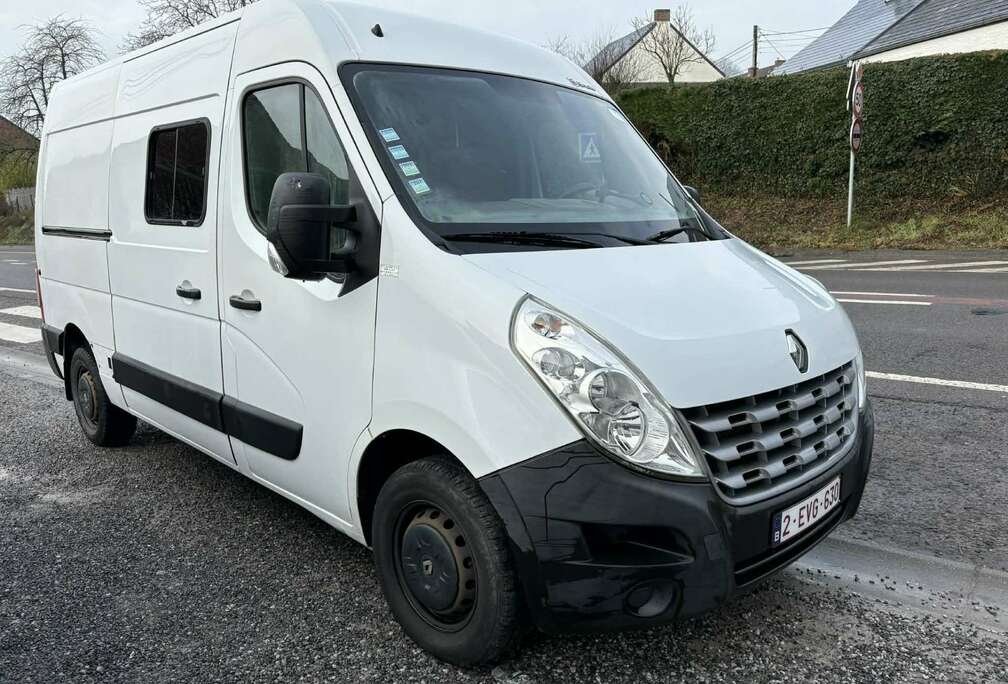 Renault 2.3 dCi 35 L2H2 Confort (E5) 7 places