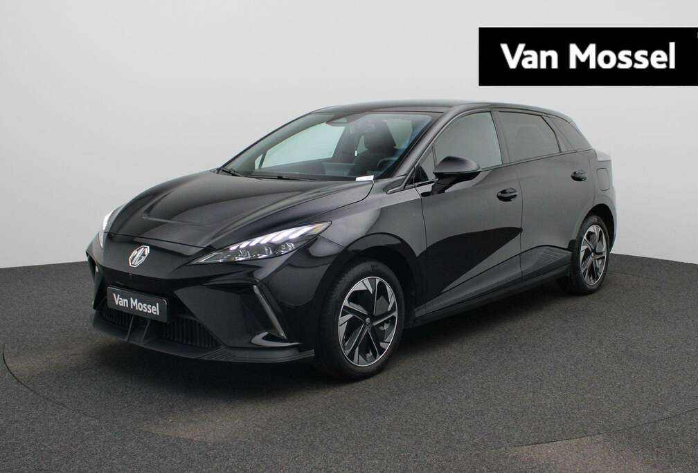 MG 64 kWh Luxury