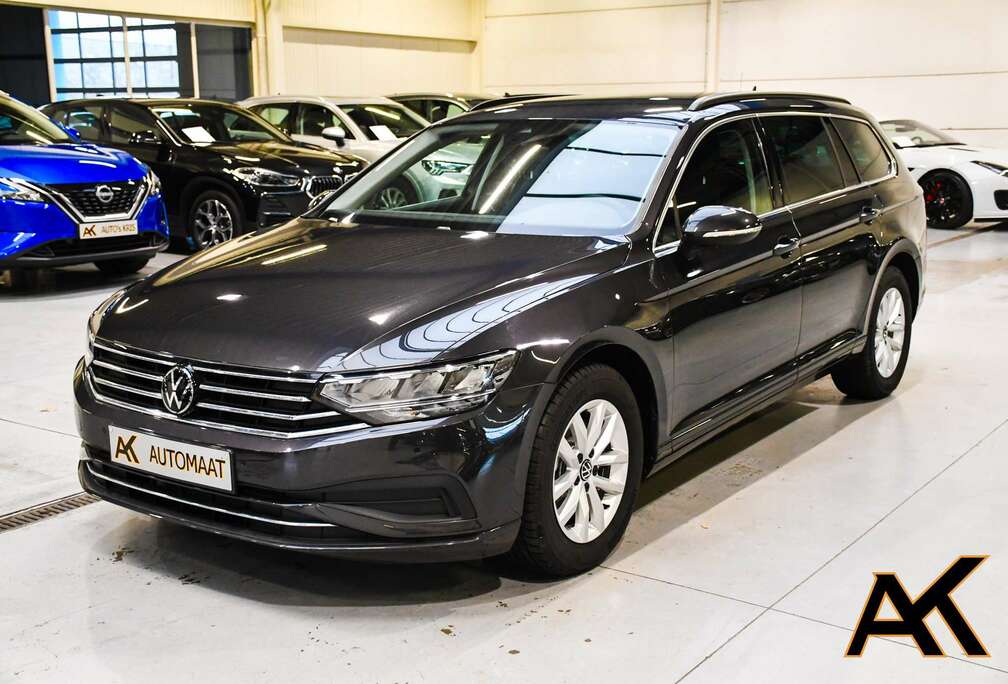 Volkswagen SW 2.0 TDi SCR Style DSG - NAVI / BLUETOOTH / ACC